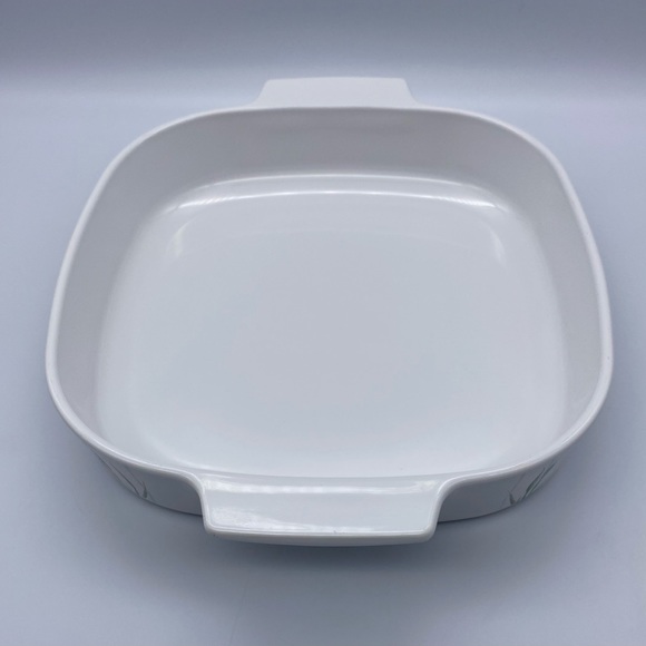 Vintage Corningware Shadow of Iris Casserole Dish 2.5L - Picture 5 of 15